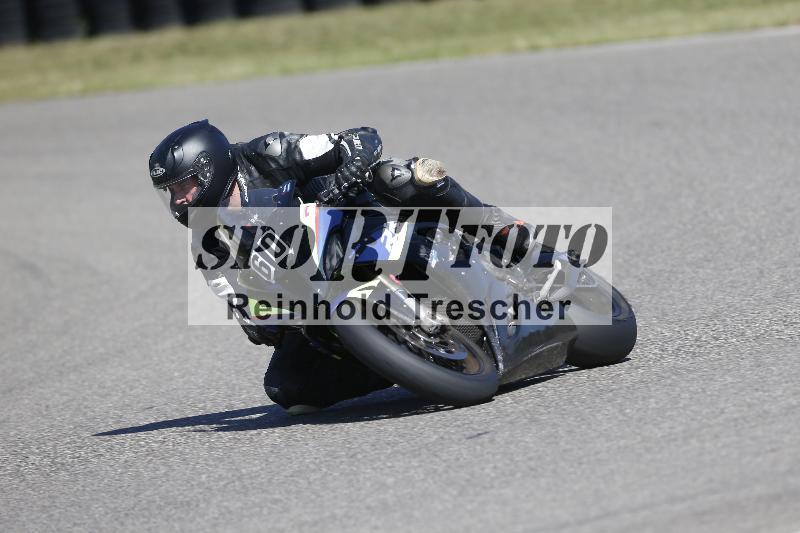 /15 22.05.2026  Plüss Moto Sport  Discover the Bike ADR /Gruppe rot - Race 3/60